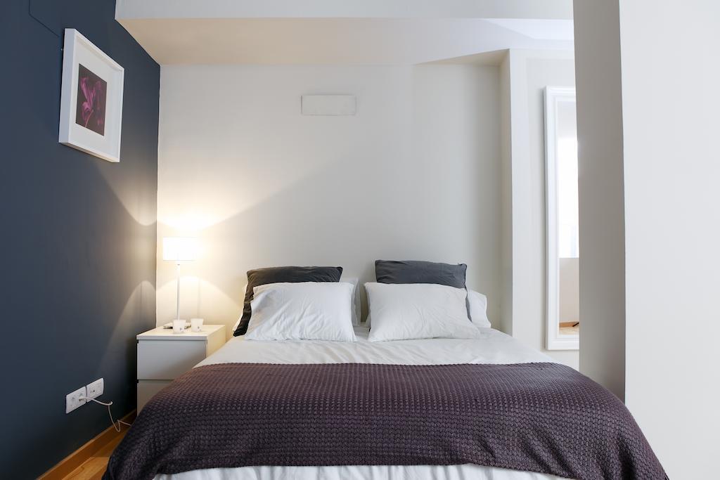 Fira Duplex Apartman L'Hospitalet de Llobregat Szoba fotó